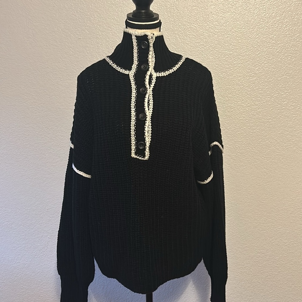 Blu Pepper knit sweater